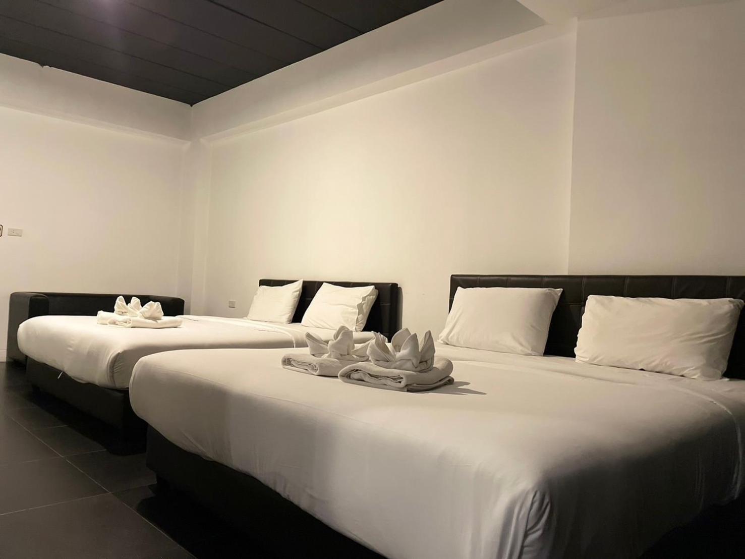 Azz Hotel Чиангмай Экстерьер фото