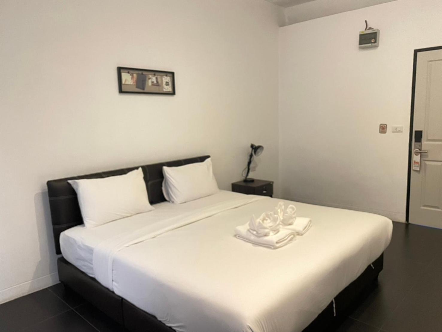 Azz Hotel Чиангмай Экстерьер фото